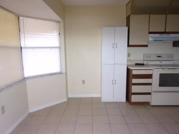 Port Saint Lucie, FL 34952,1248 SE Palm Beach RD