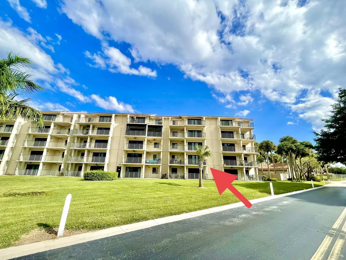 Jupiter, FL 33477,901 SW Seafarer CIR 202
