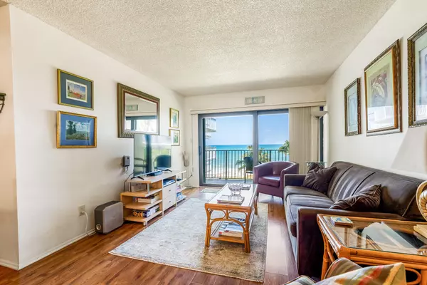 Vero Beach, FL 32963,4450 Highway A1a 402