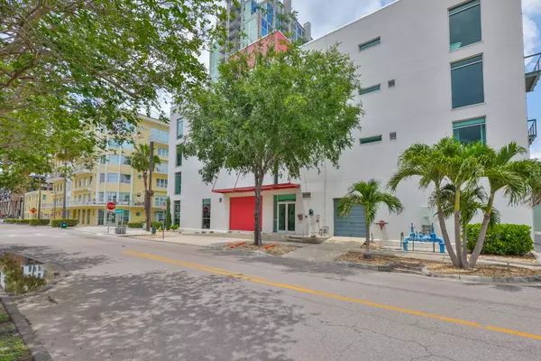 Tampa, FL 33602,101 N 12th ST 301