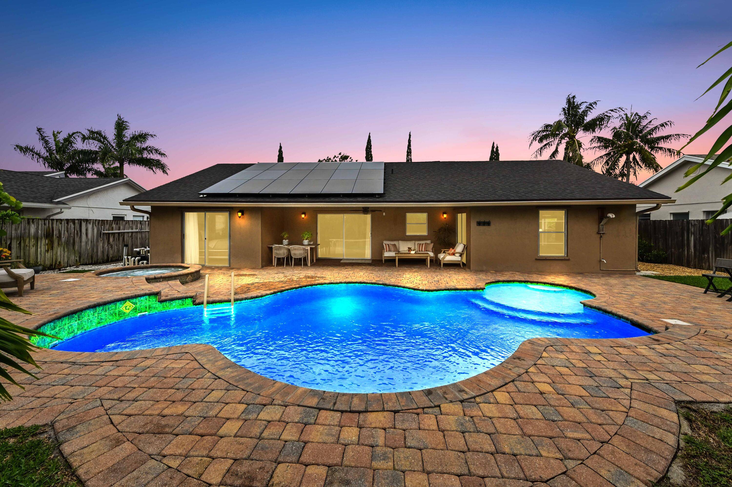 Boynton Beach, FL 33426,946 NW 10th ST