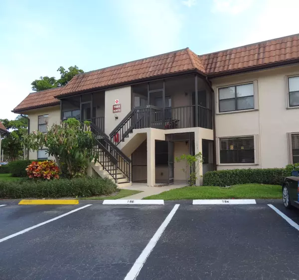 7091 Golf Colony CT 103, Lake Worth, FL 33467