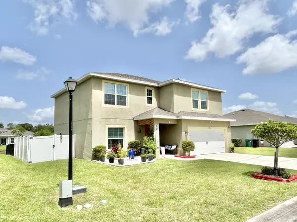 Fort Pierce, FL 34951,5255 Oakland Lake CIR