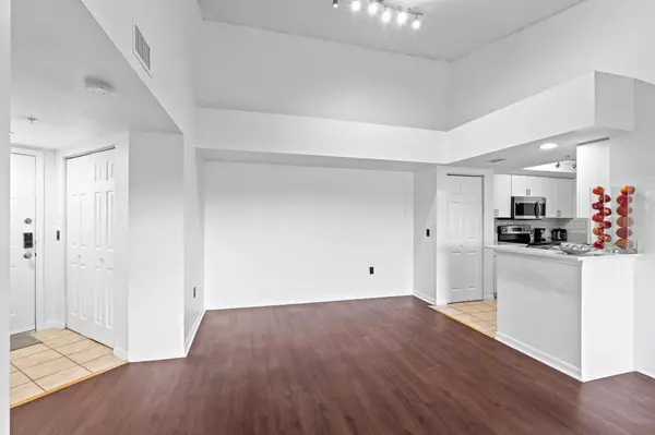 West Palm Beach, FL 33417,4183 N Haverhill 713 RD 713