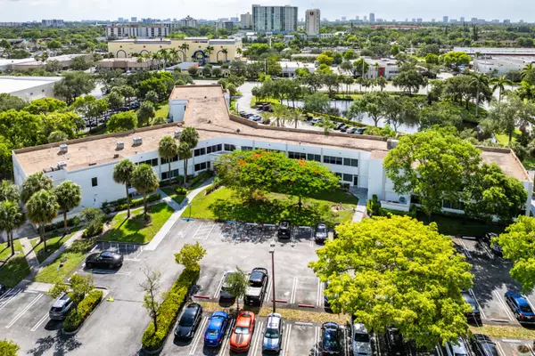 Pompano Beach, FL 33064,555 SW 12th AVE