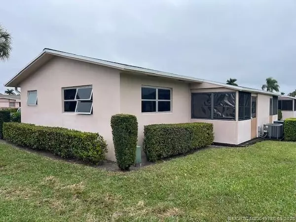 West Palm Beach, FL 33415,2727 W Dudley DR J