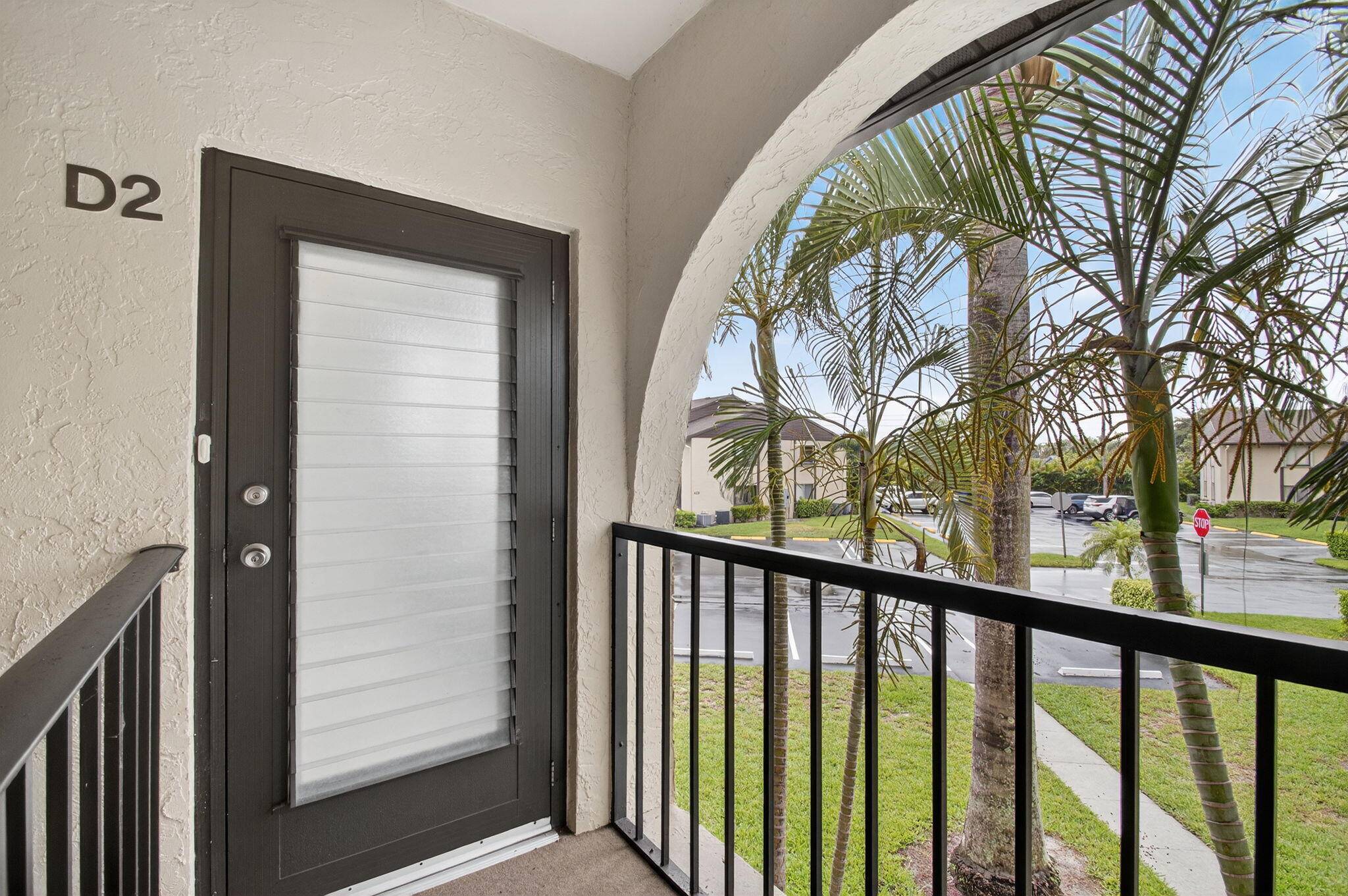 Greenacres, FL 33463,427 Pine Glen LN D-2