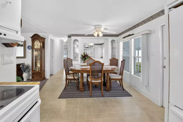 Boynton Beach, FL 33436,56010 Amparo Bay