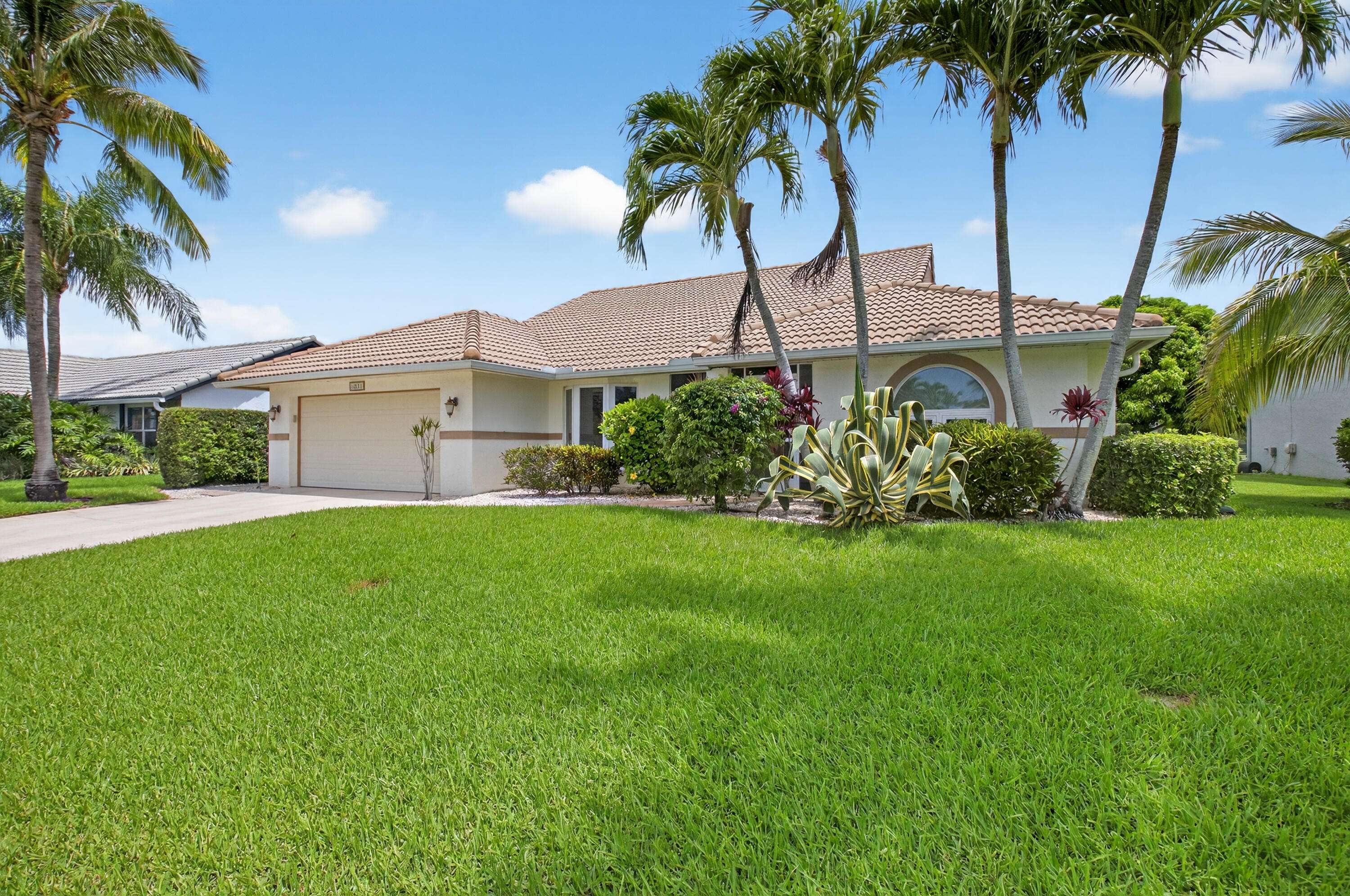 Boca Raton, FL 33498,18531 Anchor DR