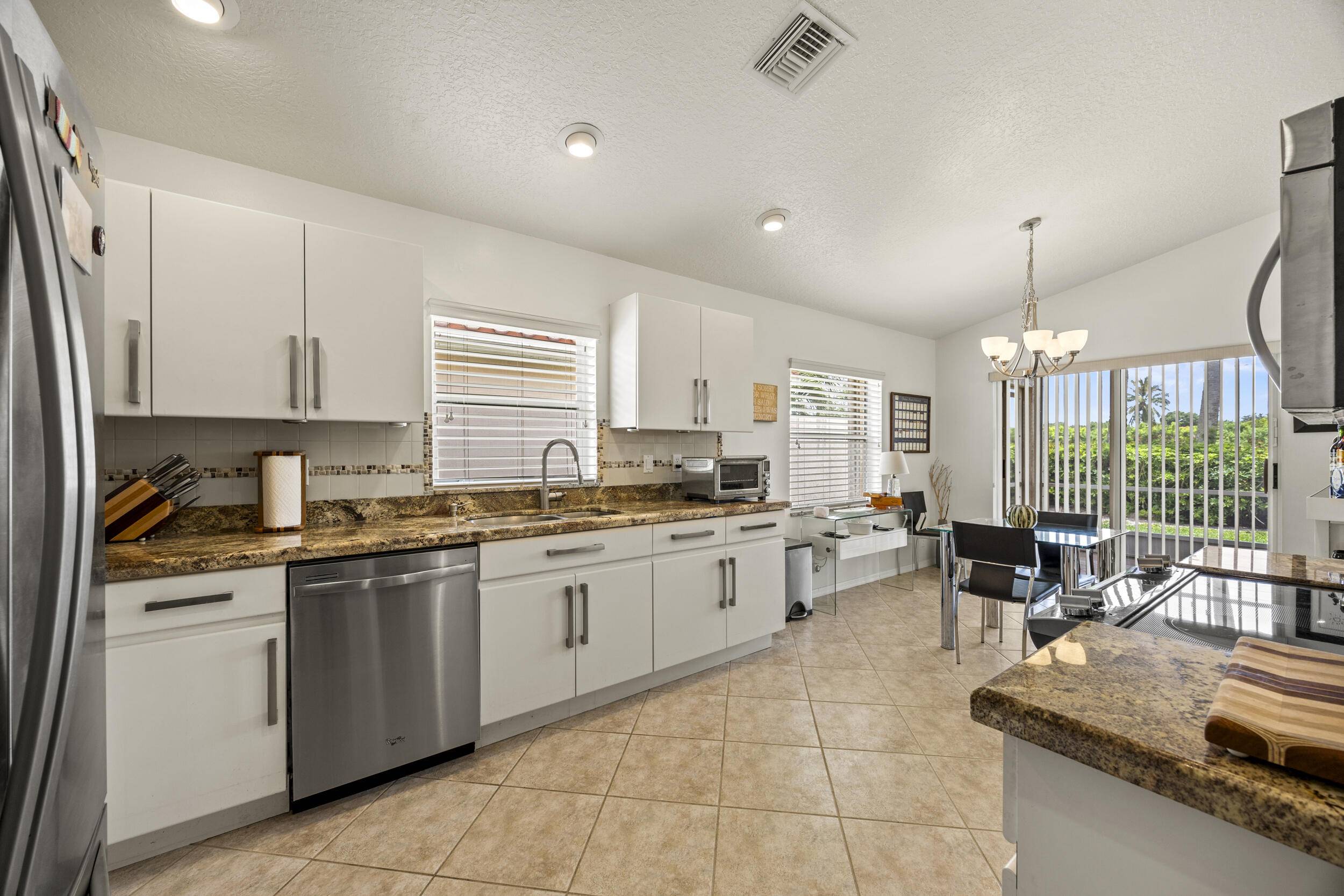 Boynton Beach, FL 33472,7116 Trentino WAY