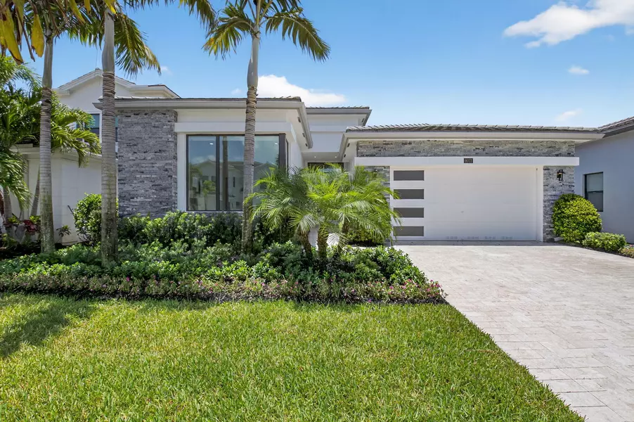 9072 Benedetta PL, Boca Raton, FL 33496