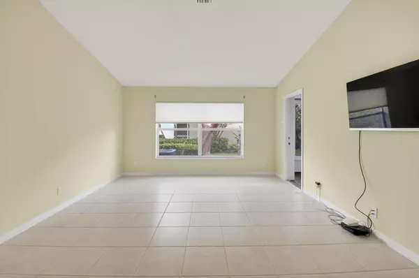 Delray Beach, FL 33484,6095 Floral Lakes DR