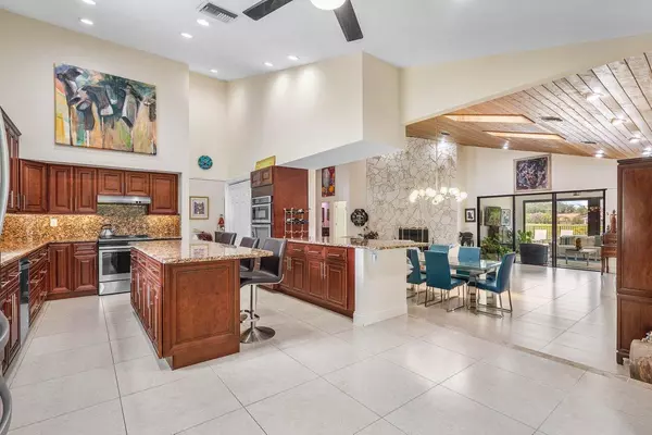 Boca Raton, FL 33428,10795 Boca Woods LN