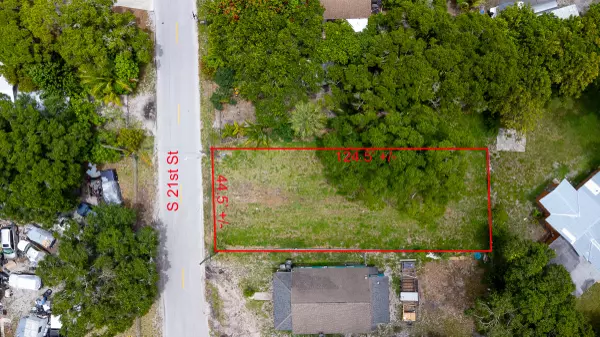 Fort Pierce, FL 34950,608 S 21 ST