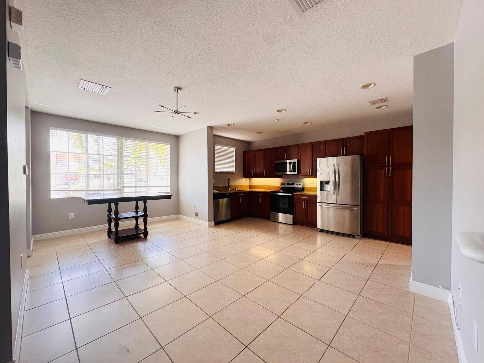 Fort Lauderdale, FL 33312,408 SW 14th AVE