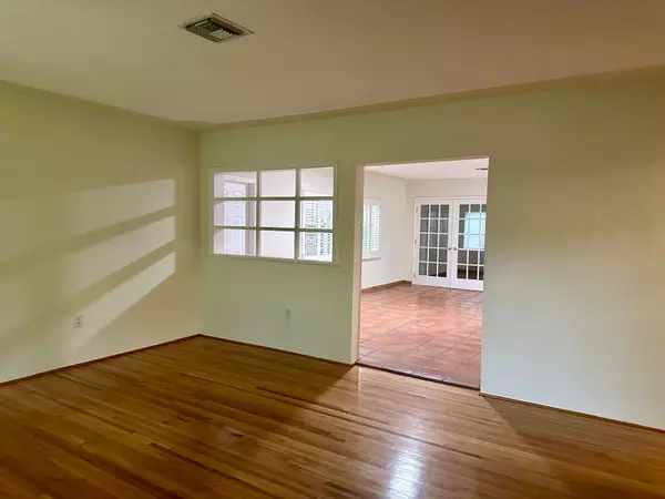 Coral Gables, FL 33146,619 Altara AVE
