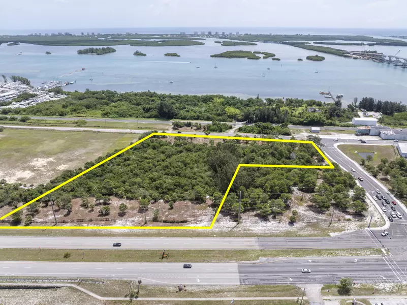 2300 N Us Hwy 1, Fort Pierce, FL 34946