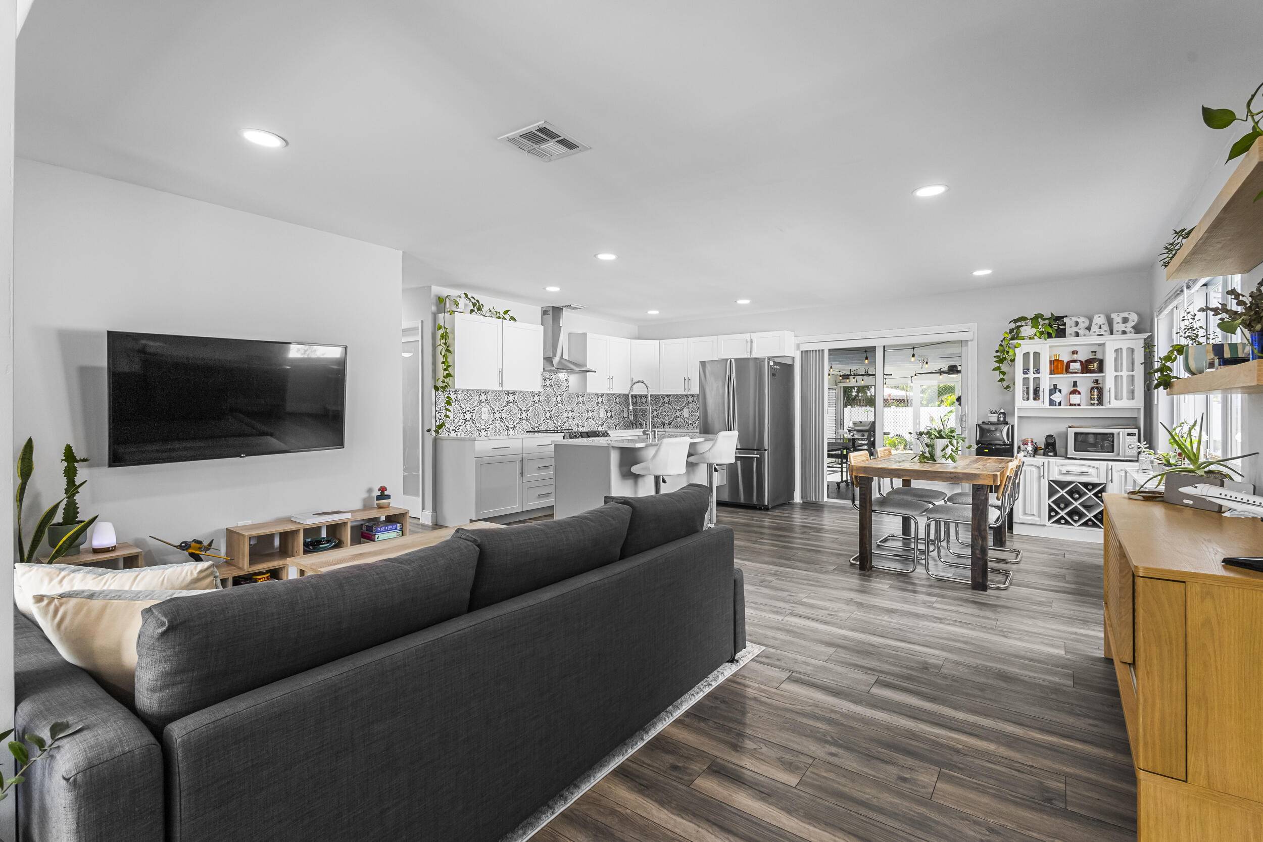 Oakland Park, FL 33309,500 NW 34th ST