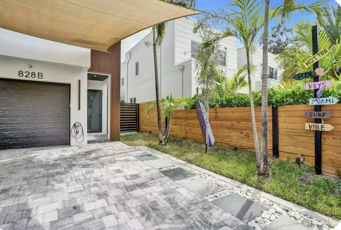 Fort Lauderdale, FL 33315,828 SW 16 ST B