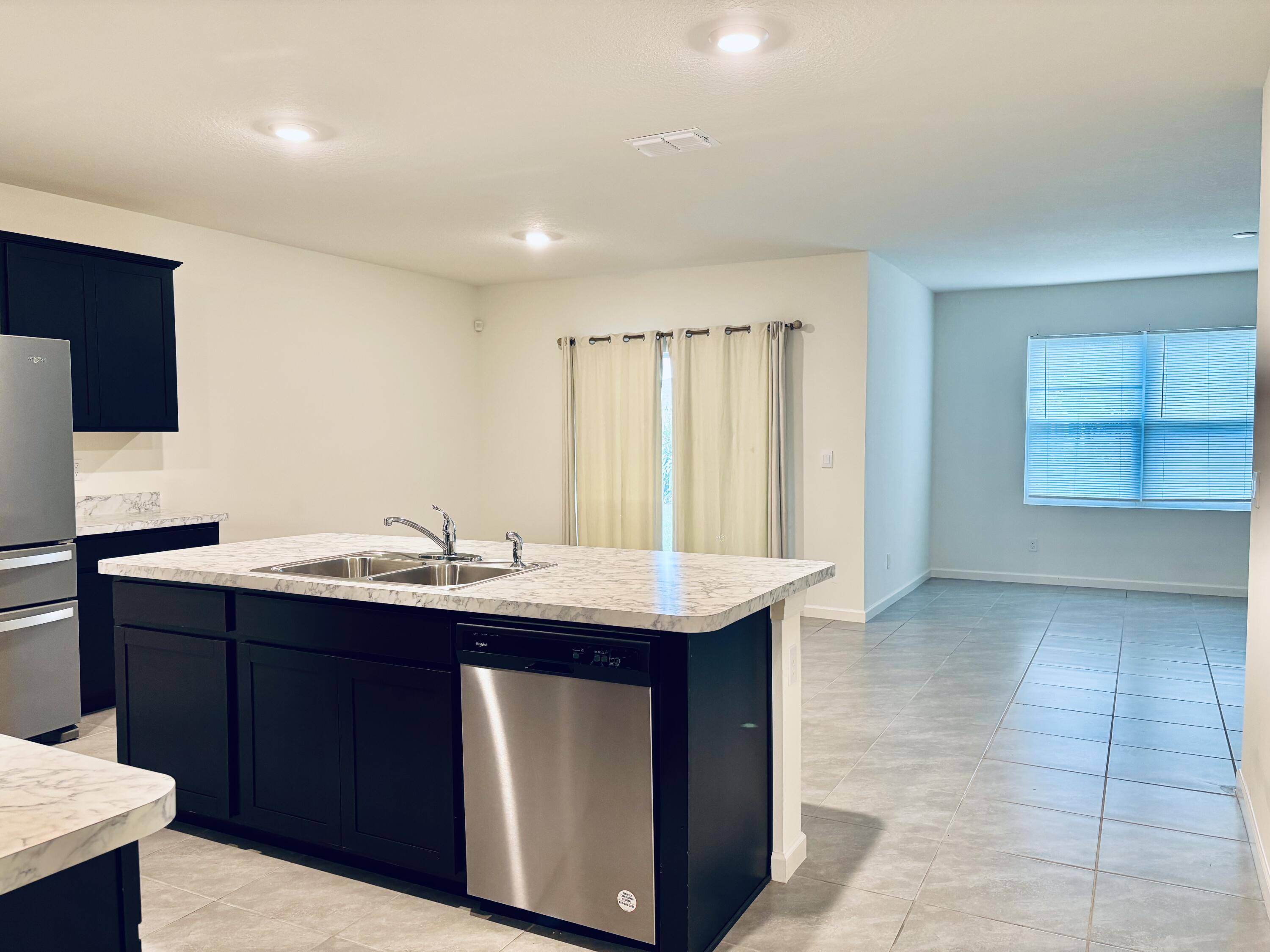 Port Saint Lucie, FL 34983,684 NW Treemont AVE