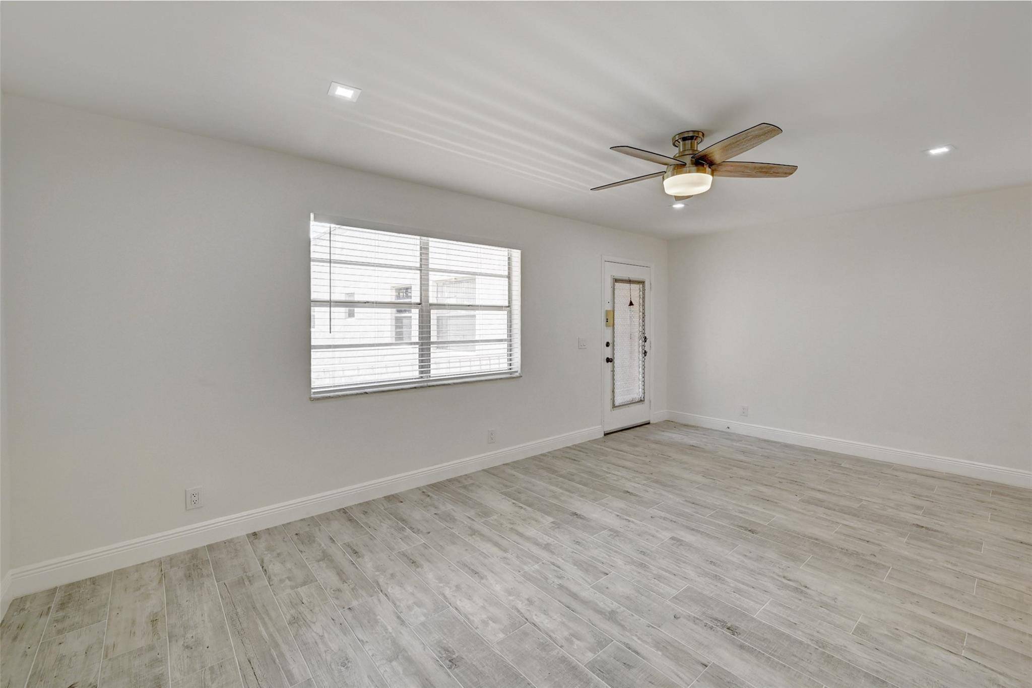 Delray Beach, FL 33484,87 Normandy B LN