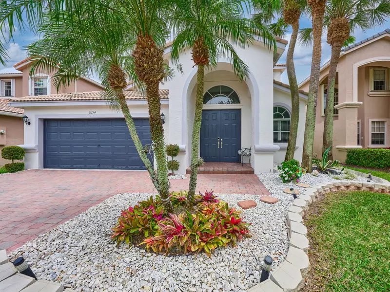 8194 Via Bolzano, Lake Worth, FL 33467