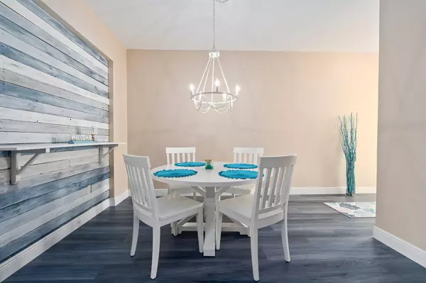 Fort Pierce, FL 34949,804 Mariner Bay BLVD