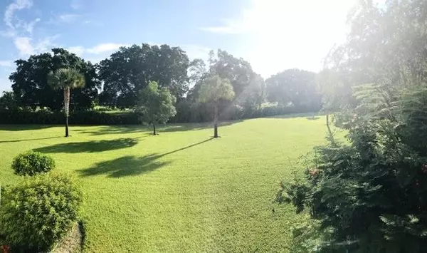 West Palm Beach, FL 33401,2520 Presidential Way WAY 205