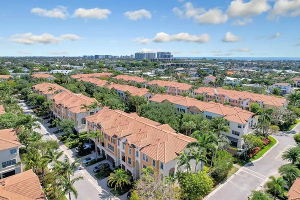 Boca Raton, FL 33487,5530 NE Trieste TER 5530