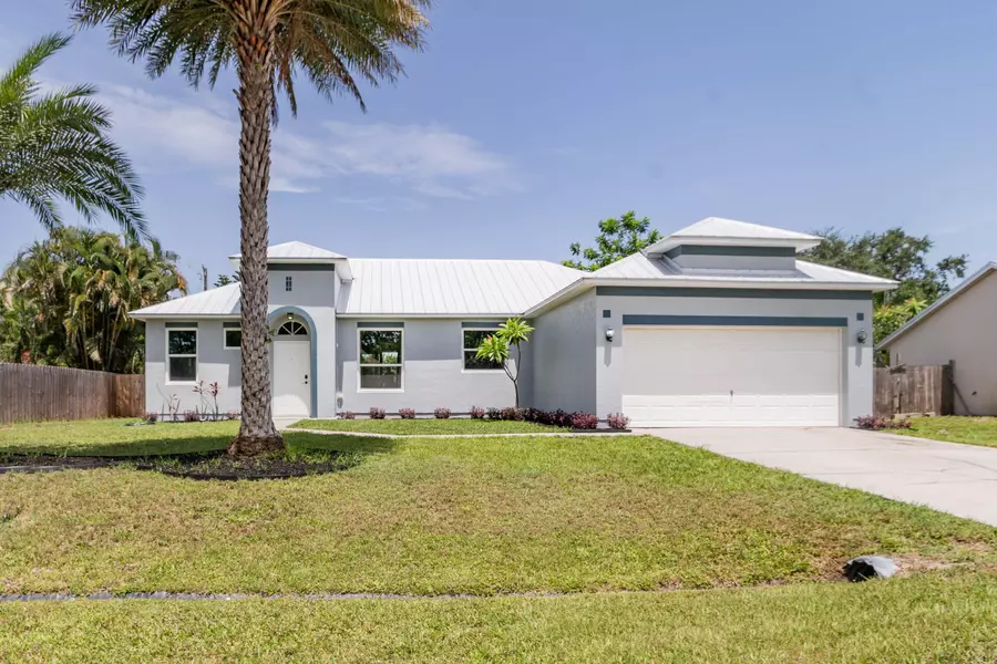 1731 SE Ridgewood ST, Port Saint Lucie, FL 34952