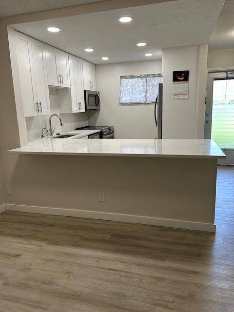 Palm Springs, FL 33461,2811 S Garden DR 107