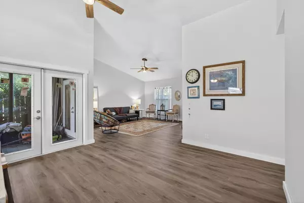 Jupiter, FL 33458,112 Sherwood CIR 5d