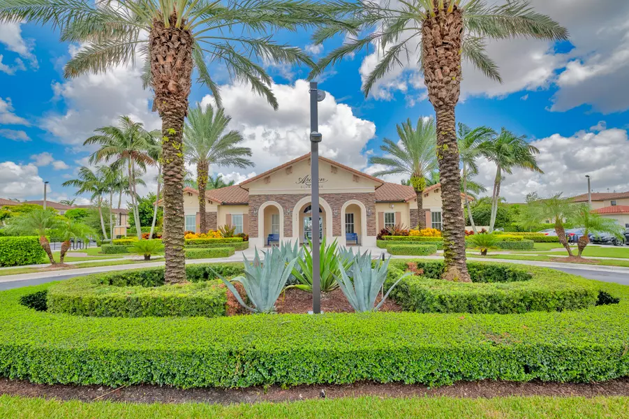 3526 W 86th TER, Hialeah, FL 33018