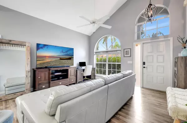 Lake Worth, FL 33467,7989 Lakewood Cove CT