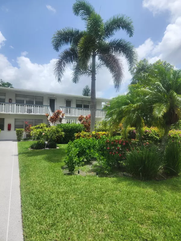 West Palm Beach, FL 33417,346 Windsor O