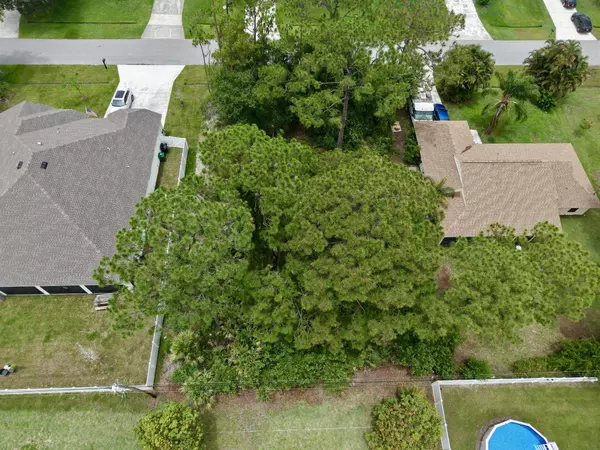 Port Saint Lucie, FL 34953,1649 SW Cycle ST