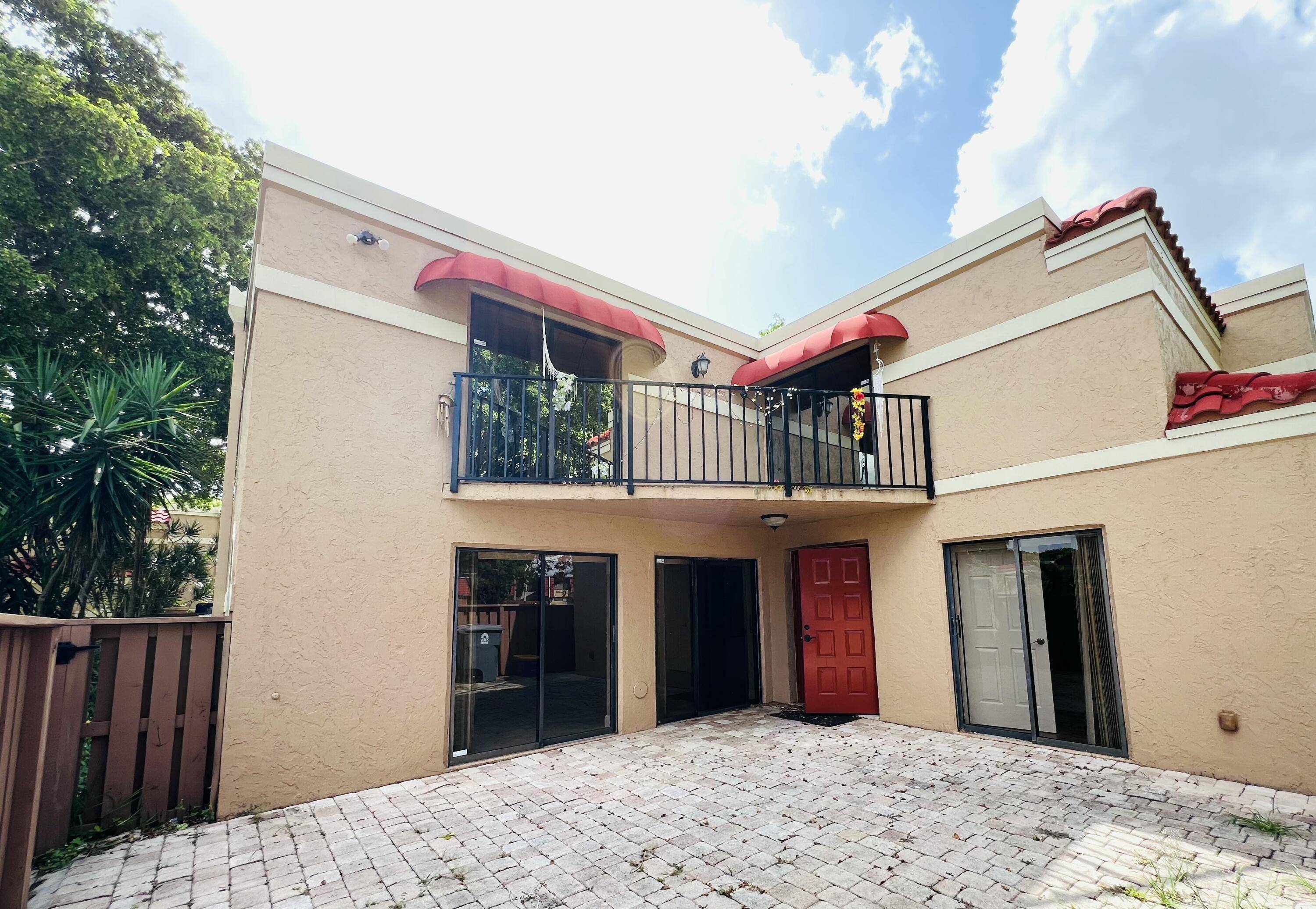 Boca Raton, FL 33433,8171 Thames BLVD A