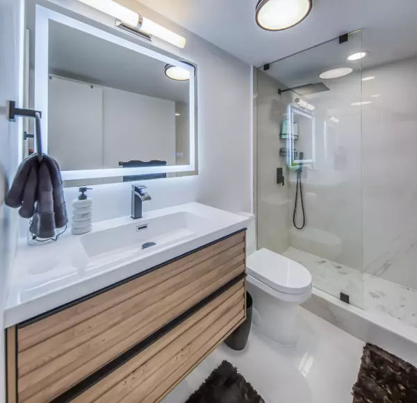 Lake Worth Beach, FL 33460,1428 S Lakeside DR 31