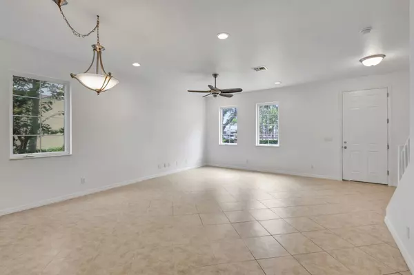 Jupiter, FL 33458,595 Dakota Drive DR