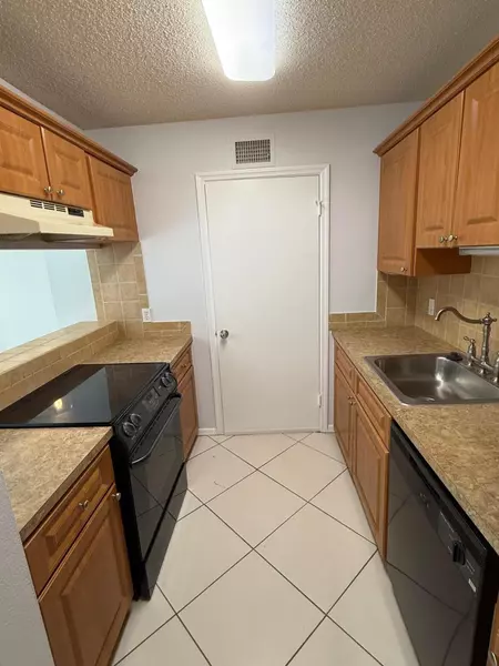 2315 N Congress AVE 37, Boynton Beach, FL 33426