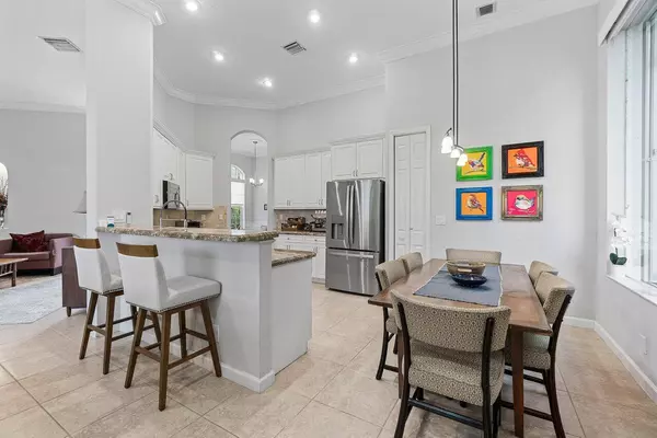 Palm Beach Gardens, FL 33418,102 Andalusia WAY