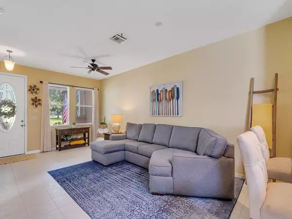 Vero Beach, FL 32966,7639 15th LN