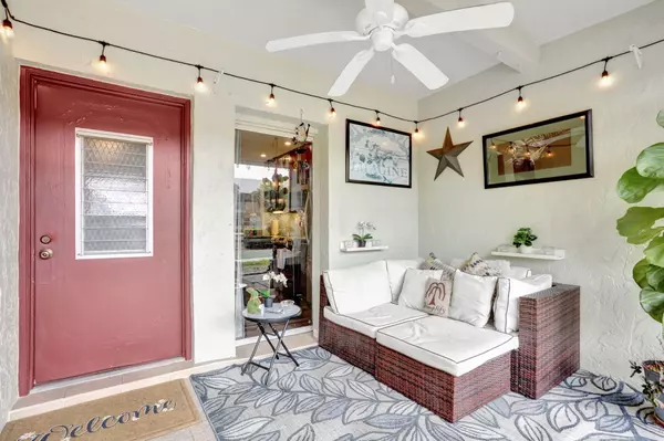 Deerfield Beach, FL 33441,860 SE 6th AVE 104