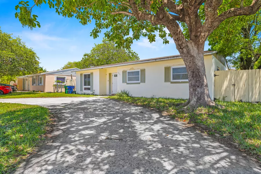 6961 Southgate BLVD, Margate, FL 33068