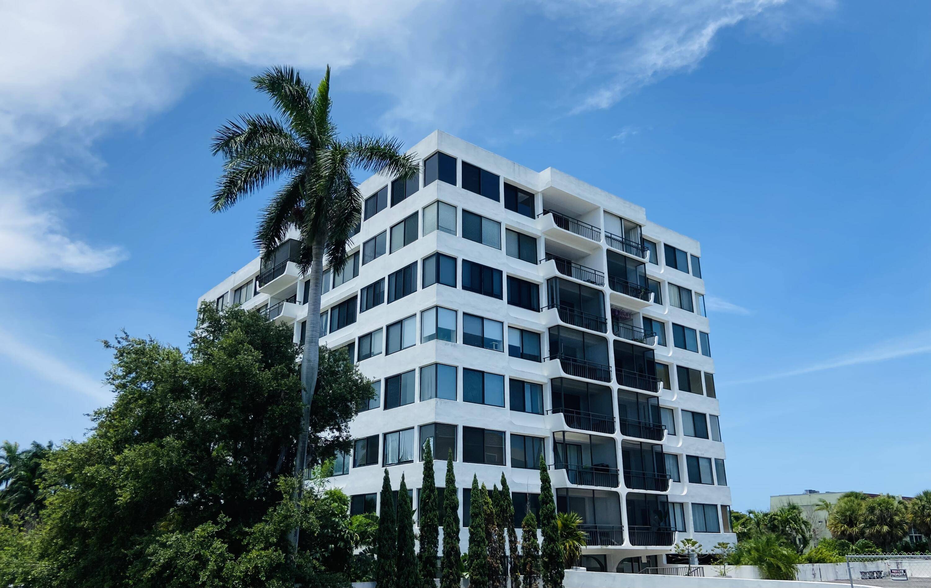 1500 Presidential WAY 306, West Palm Beach, FL 33401