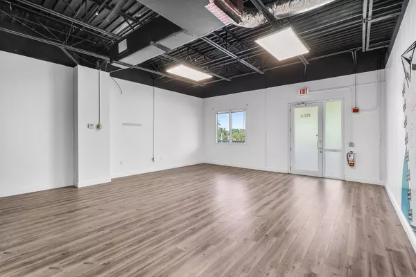 Delray Beach, FL 33445,601 N Congress AVE 101