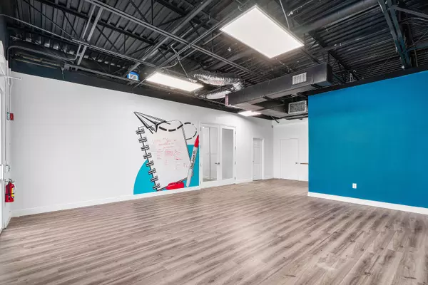 Delray Beach, FL 33445,601 N Congress AVE 101