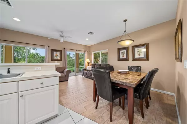 Port Saint Lucie, FL 34986,8264 Mulligan CIR A