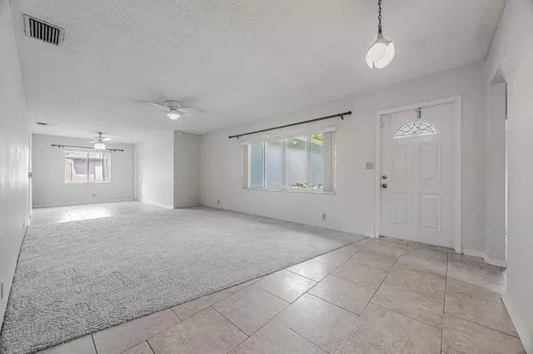 Pembroke Pines, FL 33024,1731 NW 93 AVE