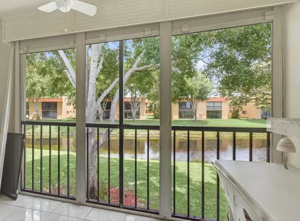 Delray Beach, FL 33484,15450 Pembridge AVE 189